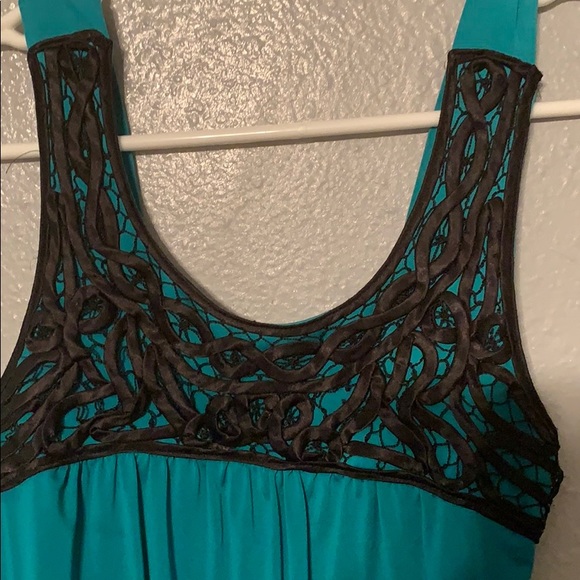 Green Tank - Picture 2 of 7